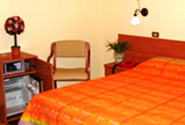 Hotel Delle Alpi Sondalo Room photo